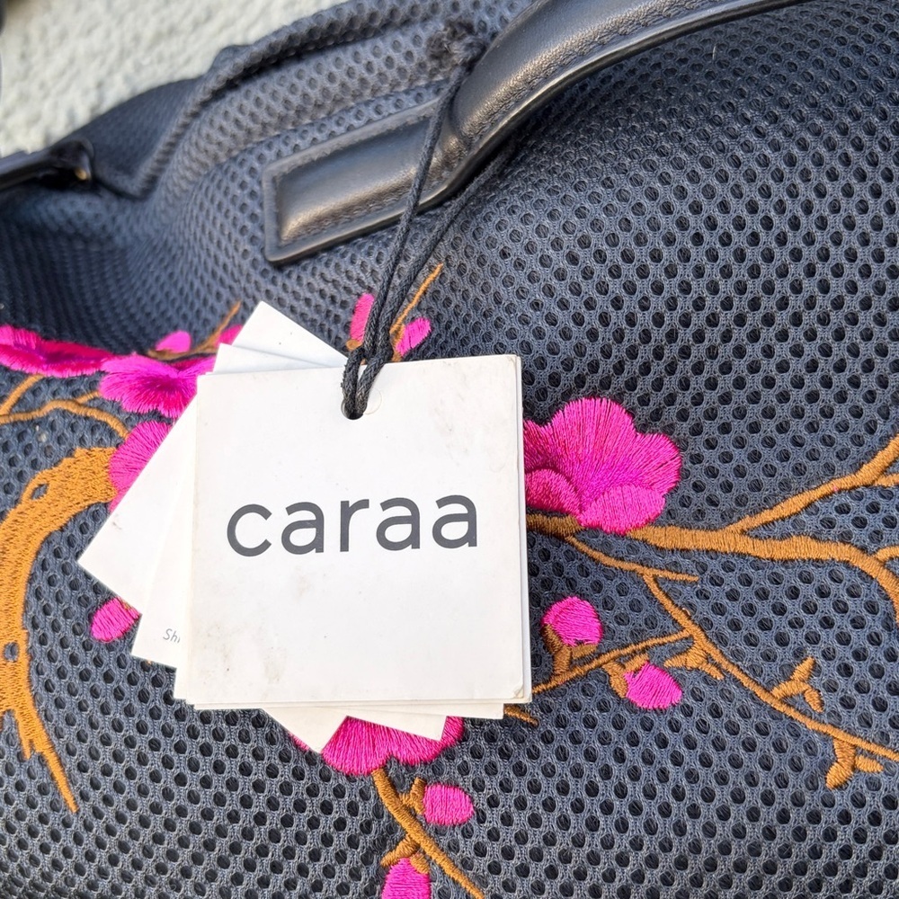 NWT Caraa Black Travel Bag with Japanese Cherry Blossoms Duffle Yoga Bag - Picture 3 of 11